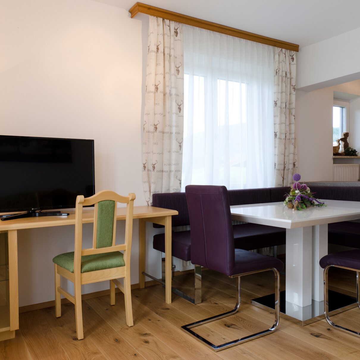 zimmer_1711150121@2x.5d857b57.jpg
